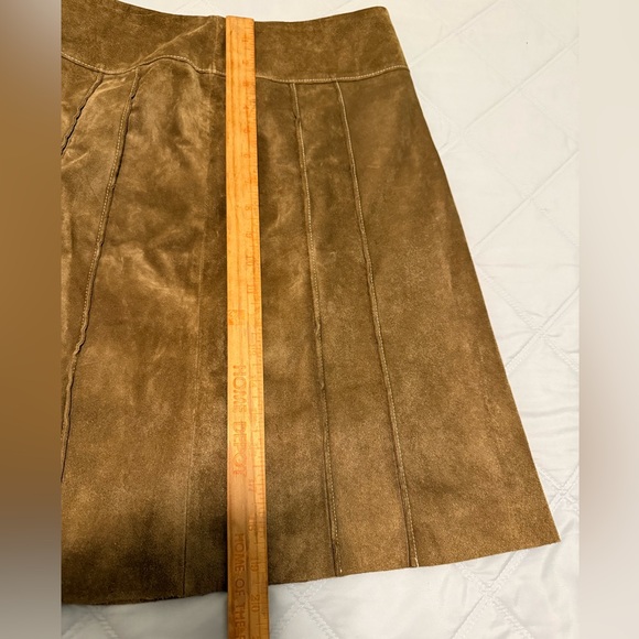 Ann Taylor Brown Suede A-Line Skirt‎ - Picture 5 of 6